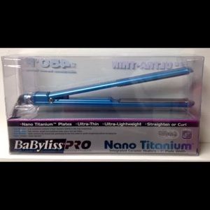 Babyliss flat iron NEW